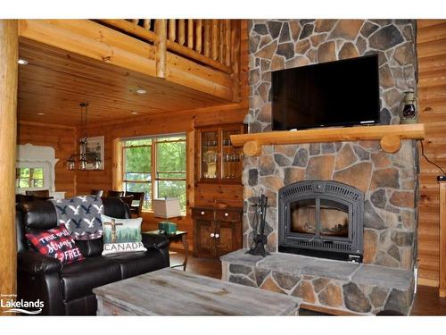 332 Kings Farm Road, Port Severn, ON - Indoor Photo Showing Living Room With Fireplace