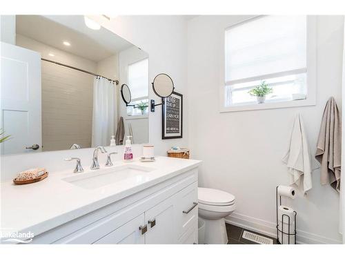 36 Danielle Crescent, Midland, ON - Indoor Photo Showing Bathroom