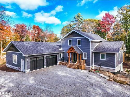 7 Muskoka Pines Road, Bracebridge, ON - Outdoor