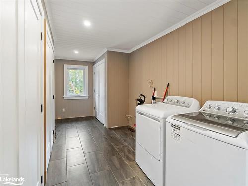 7 Muskoka Pines Road, Bracebridge, ON - Indoor Photo Showing Laundry Room