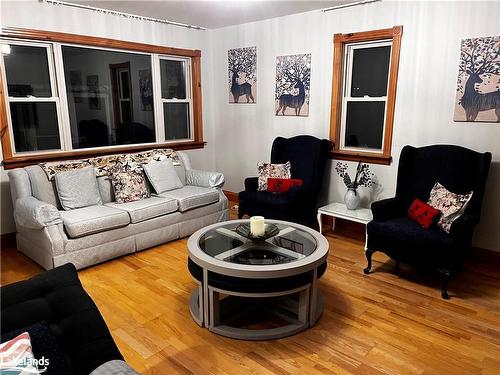 628258 Grey Road 119, The Blue Mountains, ON - Indoor Photo Showing Living Room