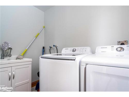 628258 Grey Road 119, The Blue Mountains, ON - Indoor Photo Showing Laundry Room