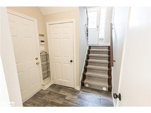 17 Mair Mills Drive, Collingwood, ON - Indoor Photo Showing Other Room