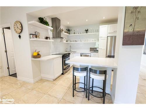 17 Mair Mills Drive, Collingwood, ON - Indoor Photo Showing Kitchen