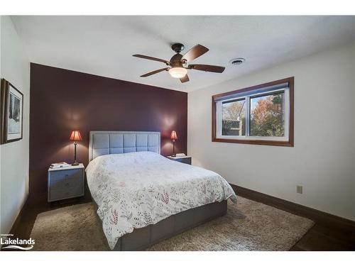 324 Bethune Drive N, Gravenhurst, ON - Indoor Photo Showing Bedroom