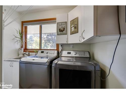 324 Bethune Drive N, Gravenhurst, ON - Indoor Photo Showing Laundry Room