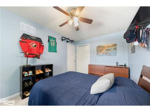 911 Watson Place, Midland, ON - Indoor Photo Showing Bedroom