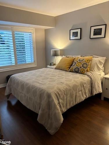 106-6 Brandy Lane Drive, Collingwood, ON - Indoor Photo Showing Bedroom