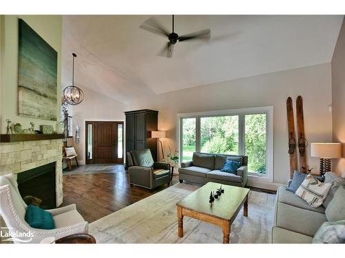 159 Indian Circle, The Blue Mountains, ON - Indoor Photo Showing Living Room With Fireplace