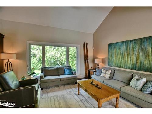 159 Indian Circle, The Blue Mountains, ON - Indoor Photo Showing Living Room