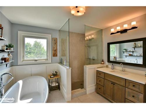 159 Indian Circle, The Blue Mountains, ON - Indoor Photo Showing Bathroom