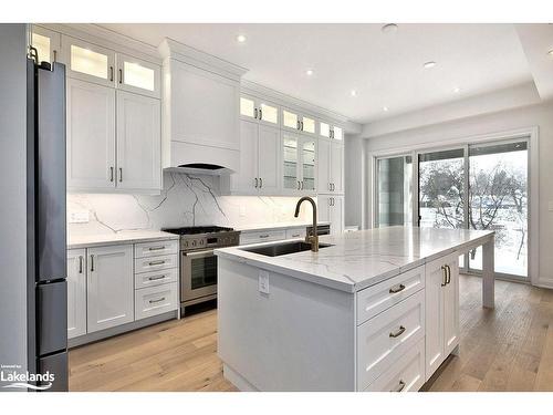 5-11 Bay Street E, Thornbury, ON - Indoor Photo Showing Kitchen With Upgraded Kitchen