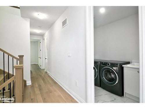 5-11 Bay Street E, Thornbury, ON - Indoor Photo Showing Laundry Room