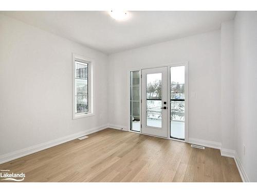 5-11 Bay Street E, Thornbury, ON - Indoor Photo Showing Other Room