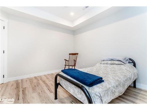 348 Fuller Avenue, Midland, ON - Indoor Photo Showing Bedroom