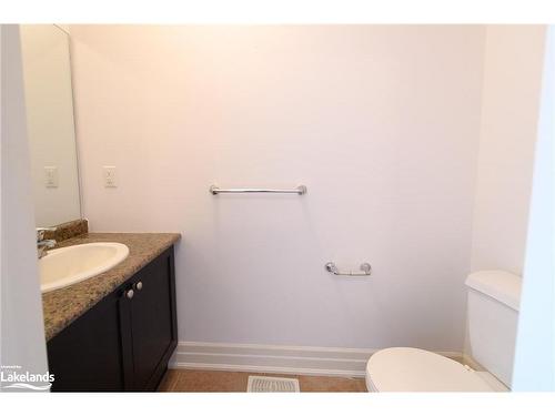 4-64 River Road E, Wasaga Beach, ON - Indoor Photo Showing Bathroom