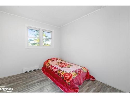 411 Highway 559 Highway, Nobel, ON - Indoor Photo Showing Bedroom