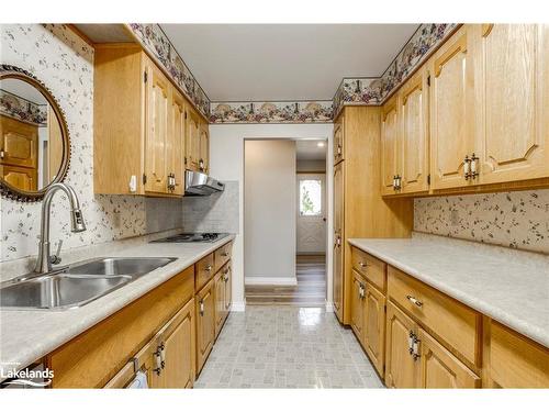 61 Beaufort Crescent, Tiny, ON - Indoor Photo Showing Kitchen With Double Sink