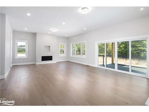 124 Equality Drive, Meaford, ON - Indoor Photo Showing Living Room