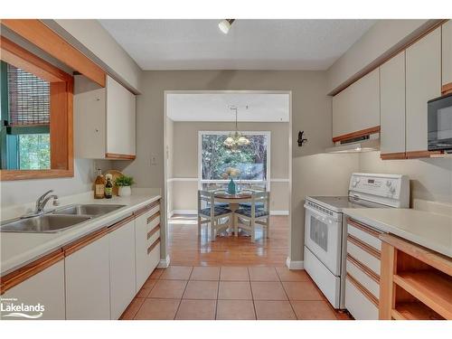 29 Sellens Avenue, Bracebridge, ON - Indoor Photo Showing Kitchen With Double Sink