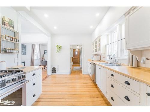 79 Mcmurray Street, Bracebridge, ON - Indoor Photo Showing Kitchen With Double Sink