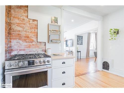 79 Mcmurray Street, Bracebridge, ON - Indoor Photo Showing Kitchen