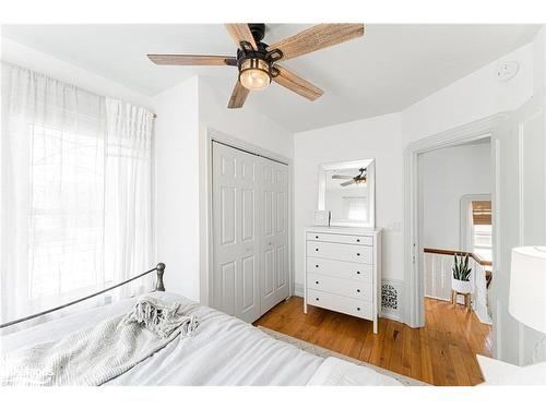 79 Mcmurray Street, Bracebridge, ON - Indoor Photo Showing Bedroom