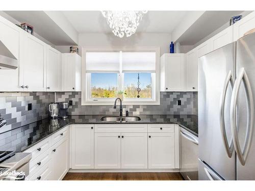 42 Joseph Trail, Collingwood, ON - Indoor Photo Showing Kitchen With Stainless Steel Kitchen With Double Sink