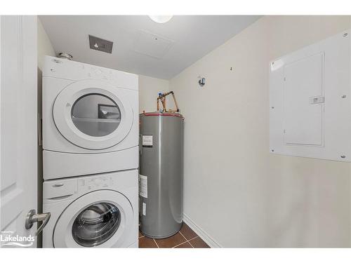 201-4 Brandy Lane Drive, Collingwood, ON - Indoor Photo Showing Laundry Room