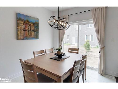 30 Autumn Drive, Wasaga Beach, ON - Indoor Photo Showing Dining Room