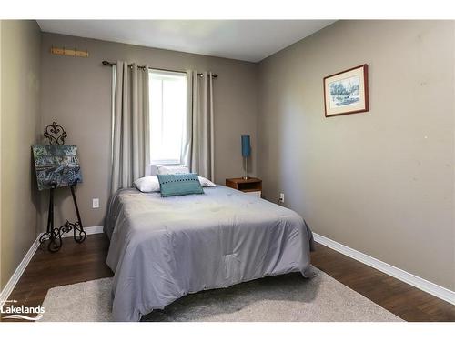 19 Mckean Crescent, Collingwood, ON - Indoor Photo Showing Bedroom