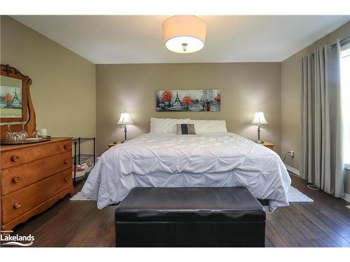 19 Mckean Crescent, Collingwood, ON - Indoor Photo Showing Bedroom