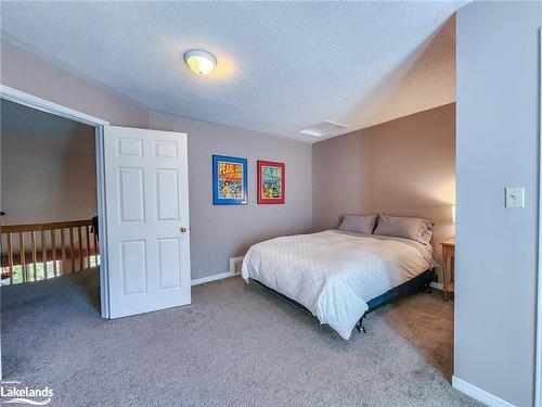 44 Fairways Court, Bracebridge, ON - Indoor Photo Showing Bedroom