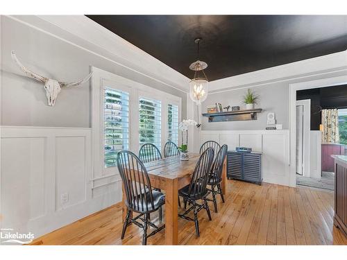 7597 County 9 Road, Clearview, ON - Indoor Photo Showing Dining Room