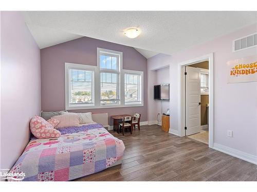 79 Chambery Street, Bracebridge, ON - Indoor Photo Showing Bedroom