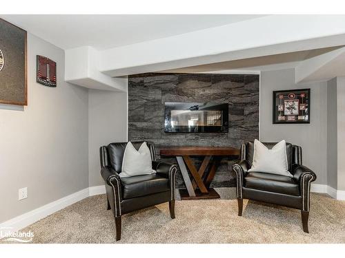 3580 Linda Street, Innisfil, ON - Indoor Photo Showing Living Room With Fireplace