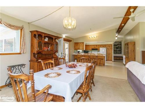 1394 Reay Road, Gravenhurst, ON - Indoor Photo Showing Dining Room