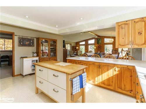 1394 Reay Road, Gravenhurst, ON - Indoor Photo Showing Kitchen