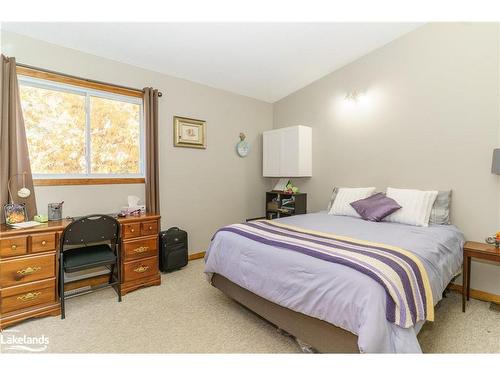 1394 Reay Road, Gravenhurst, ON - Indoor Photo Showing Bedroom