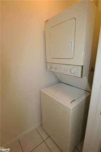 148-53 Trott Boulevard, Collingwood, ON - Indoor Photo Showing Laundry Room