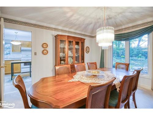 101 Greengable Way, Kitchener, ON - Indoor Photo Showing Dining Room