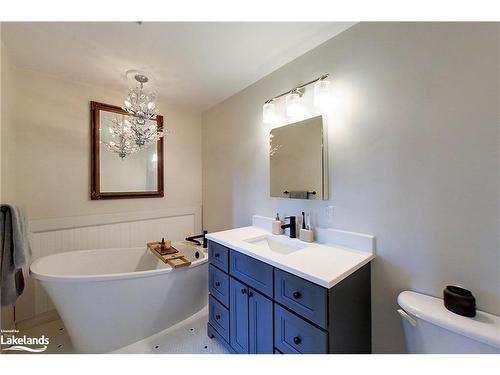 206133 Hwy 26, Meaford, ON - Indoor Photo Showing Bathroom