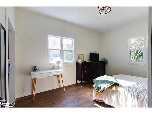 206133 Hwy 26, Meaford, ON - Indoor Photo Showing Bedroom