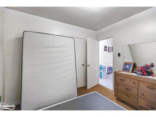 930 Hugel Avenue, Midland, ON - Indoor Photo Showing Other Room