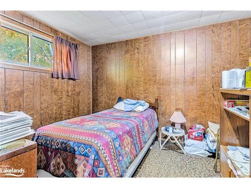 930 Hugel Avenue, Midland, ON - Indoor Photo Showing Bedroom