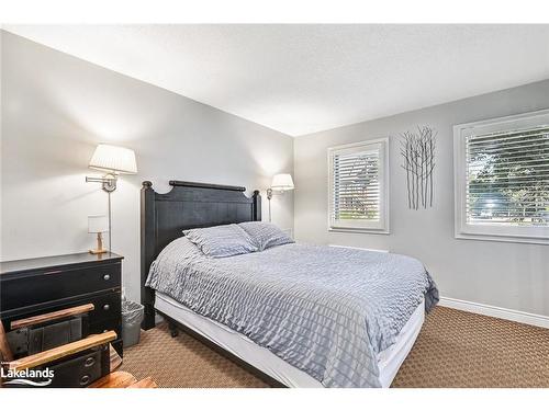 605-796468 19 Grey Road, The Blue Mountains, ON - Indoor Photo Showing Bedroom