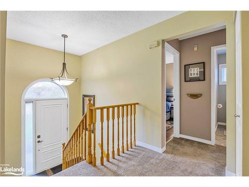 78 Royal Beech Drive, Wasaga Beach, ON - Indoor Photo Showing Other Room