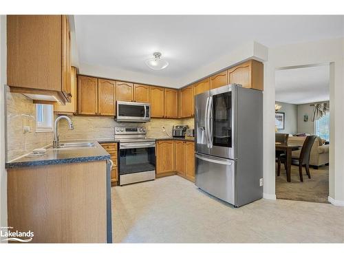 78 Royal Beech Drive, Wasaga Beach, ON - Indoor Photo Showing Kitchen