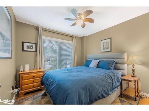 78 Royal Beech Drive, Wasaga Beach, ON - Indoor Photo Showing Bedroom