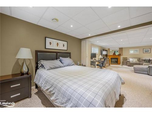 78 Royal Beech Drive, Wasaga Beach, ON - Indoor Photo Showing Bedroom